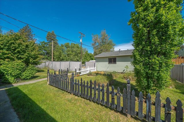 3528 W Glass Ave, Spokane, WA 99205