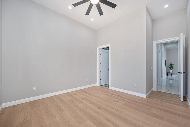 2040 W Green Springs Rd, El Dorado Hills, CA 95762
