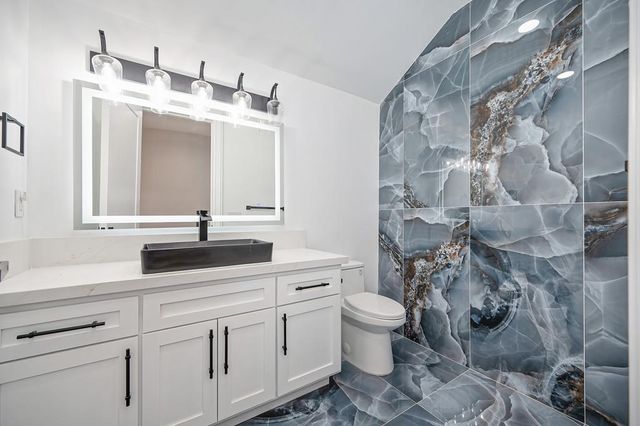 2040 W Green Springs Rd, El Dorado Hills, CA 95762