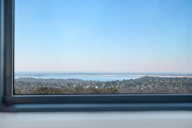 2040 W Green Springs Rd, El Dorado Hills, CA 95762