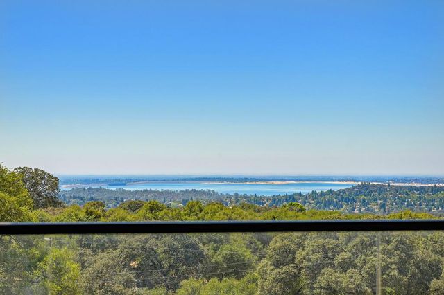 2040 W Green Springs Rd, El Dorado Hills, CA 95762