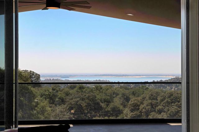 2040 W Green Springs Rd, El Dorado Hills, CA 95762