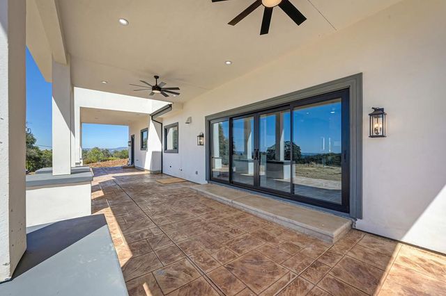 2040 W Green Springs Rd, El Dorado Hills, CA 95762