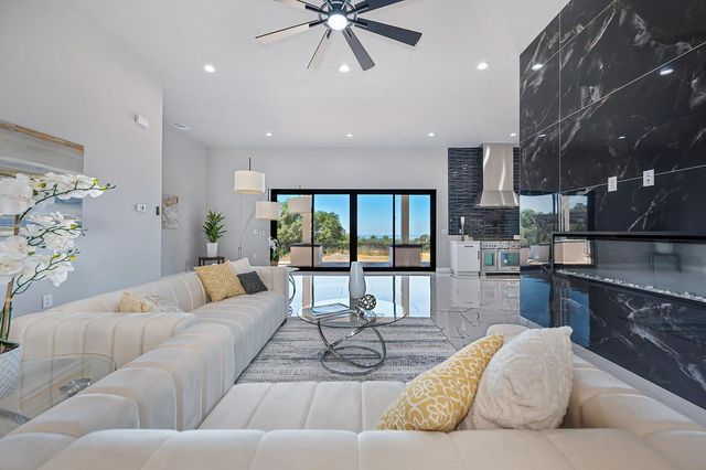 2040 W Green Springs Rd, El Dorado Hills, CA 95762