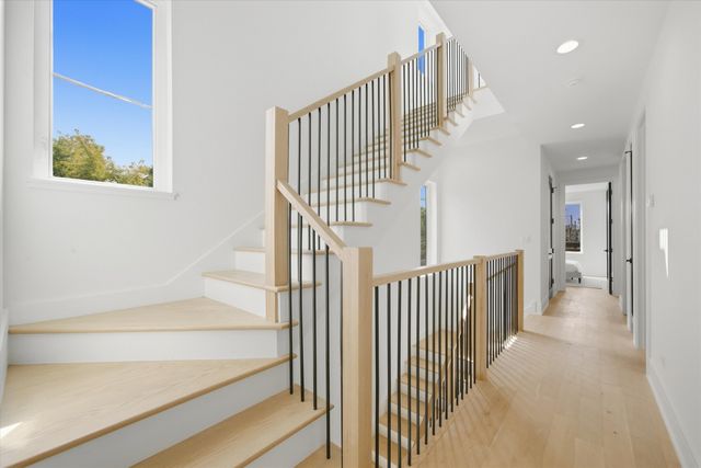 1914 N Rockwell Street, Chicago, IL 60647
