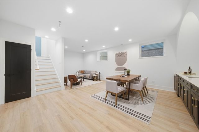 1914 N Rockwell Street, Chicago, IL 60647