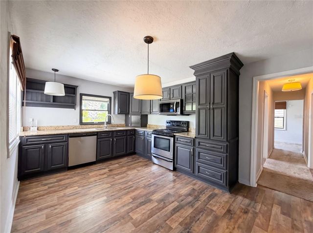 2228 N ORANGE AVENUE, Sarasota, FL 34234