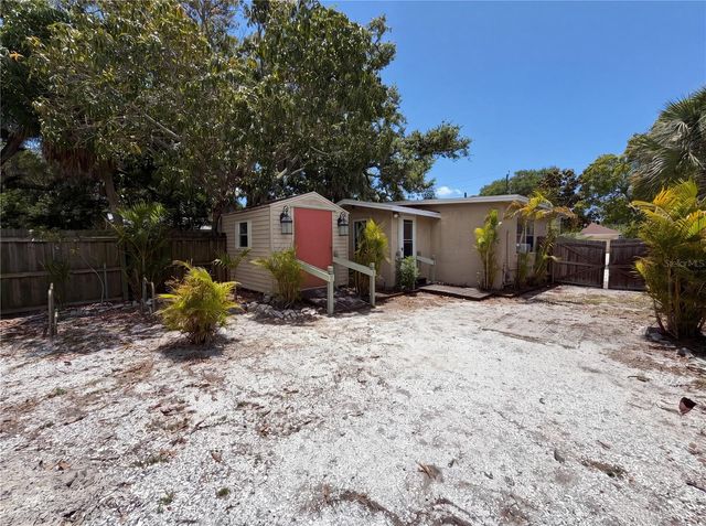 2228 N ORANGE AVENUE, Sarasota, FL 34234