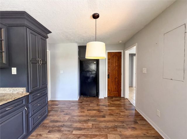 2228 N ORANGE AVENUE, Sarasota, FL 34234