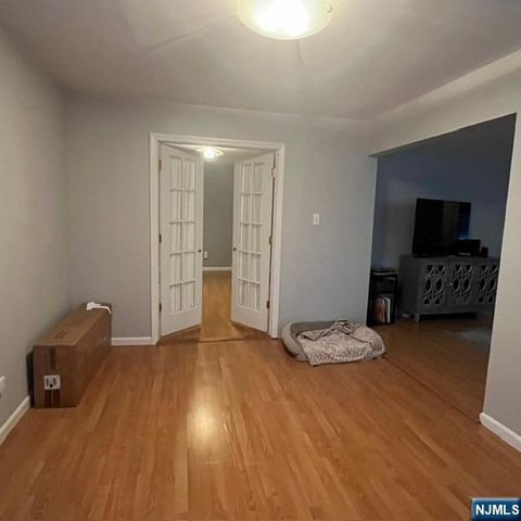 165 Woods Avenue 2nd Fl., Bergenfield, NJ 07621