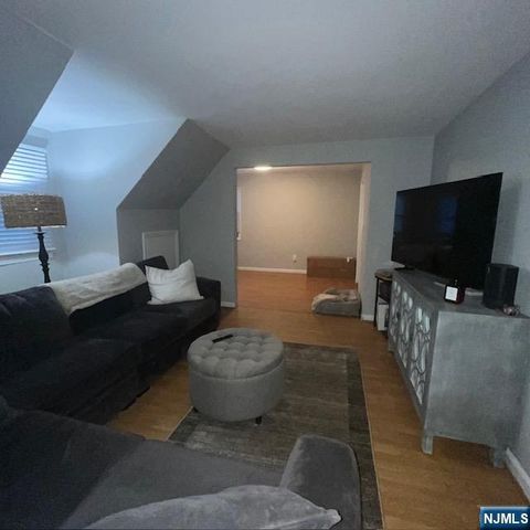 165 Woods Avenue 2nd Fl., Bergenfield, NJ 07621