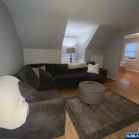 165 Woods Avenue 2nd Fl., Bergenfield, NJ 07621
