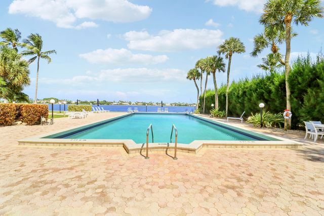 2800 N FLAGLER Drive 815, West Palm Beach, FL 33407