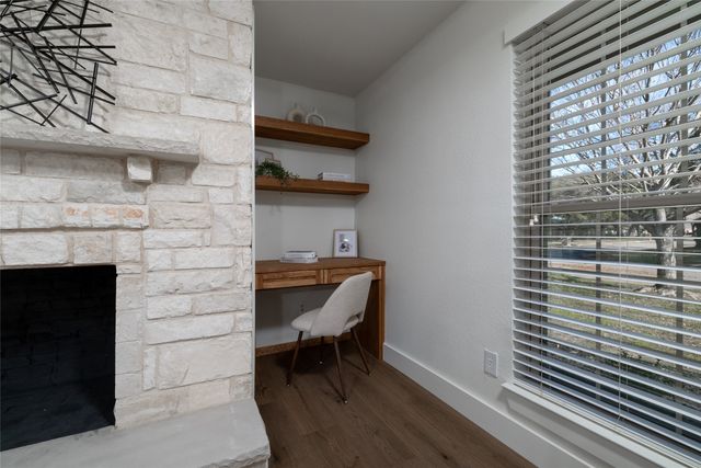 5620 Ledgestone Drive, Fort Worth, TX 76132