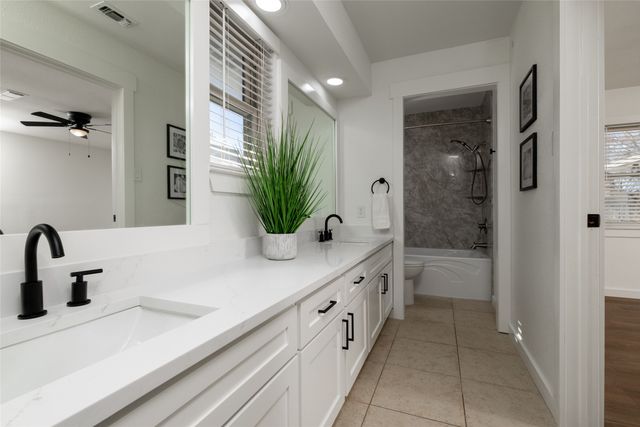 5620 Ledgestone Drive, Fort Worth, TX 76132