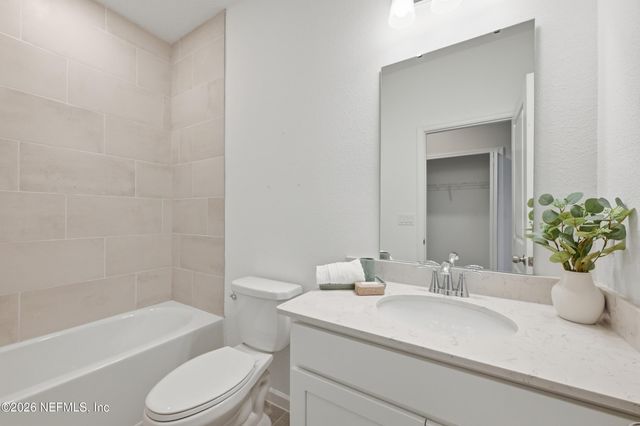 9524 GAYNOR Circle, Jacksonville, FL 32219