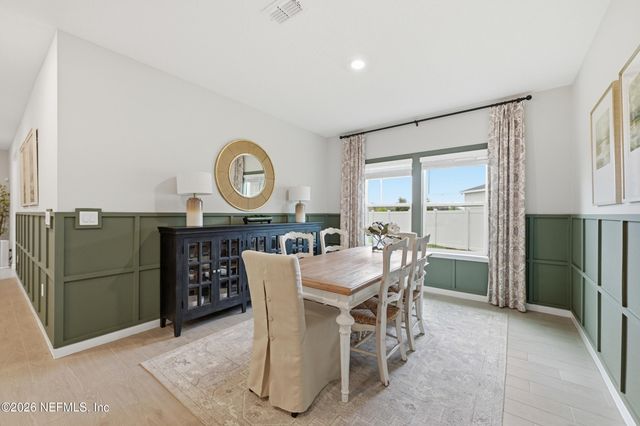 9524 GAYNOR Circle, Jacksonville, FL 32219