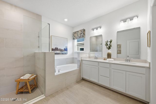 9524 GAYNOR Circle, Jacksonville, FL 32219