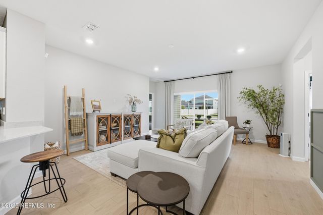 9524 GAYNOR Circle, Jacksonville, FL 32219