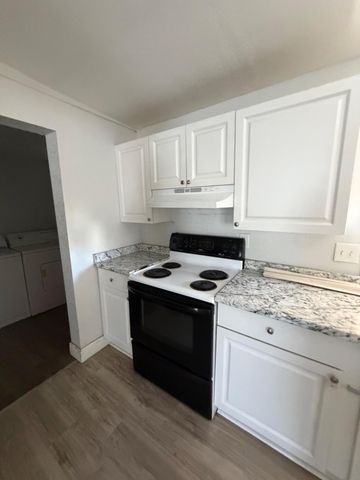 631 NW 215th Avenue, Pembroke Pines, FL 33029