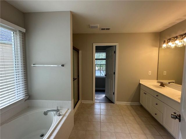 205 Foe Creek Court, Roswell, GA 30076
