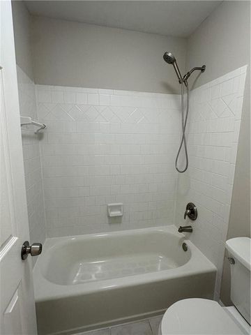 205 Foe Creek Court, Roswell, GA 30076