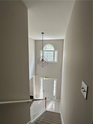 205 Foe Creek Court, Roswell, GA 30076