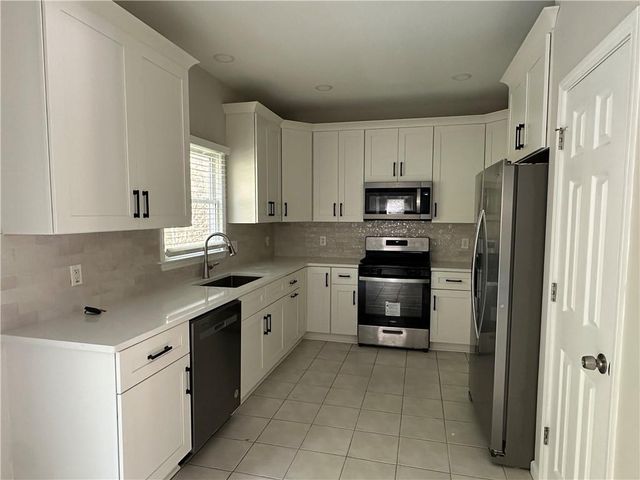 205 Foe Creek Court, Roswell, GA 30076