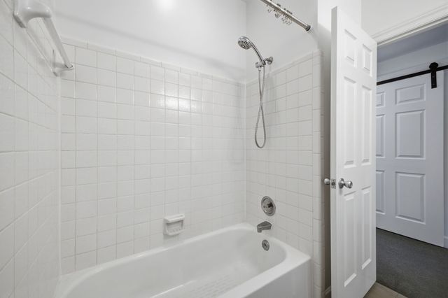 207 Ashlawn Ct, Nashville, TN 37215