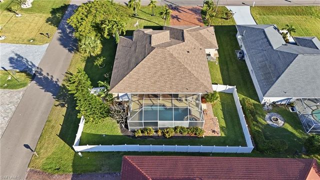 1422 SW 16th TER, Cape Coral, FL 33991