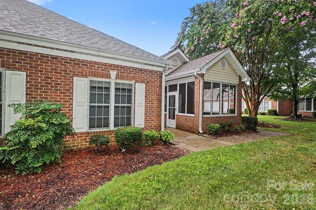 9807 Whispering Willow Court, Charlotte, NC 28210