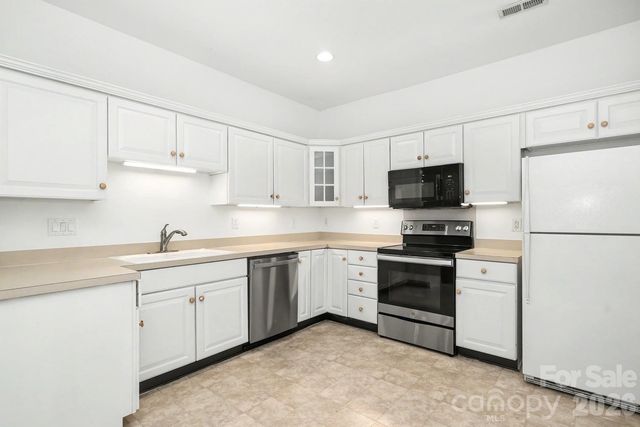9807 Whispering Willow Court, Charlotte, NC 28210