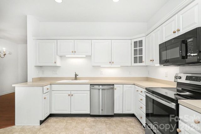 9807 Whispering Willow Court, Charlotte, NC 28210