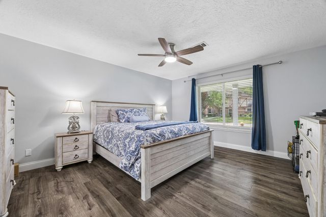 3702 Millbridge Drive, Houston, TX 77059