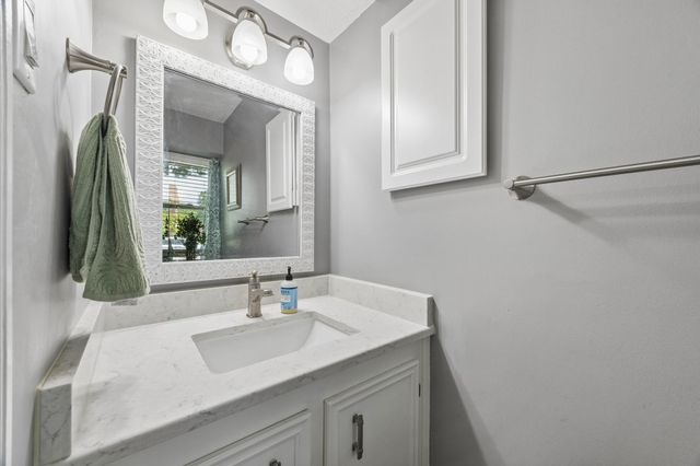 3702 Millbridge Drive, Houston, TX 77059
