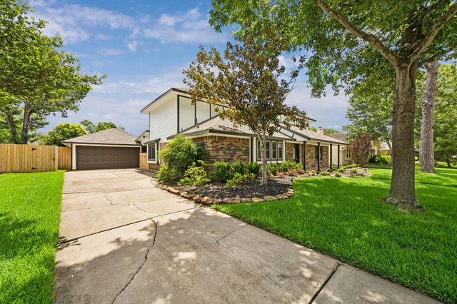 3702 Millbridge Drive, Houston, TX 77059