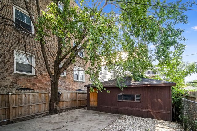 1340 E 76TH Street, Chicago, IL 60619
