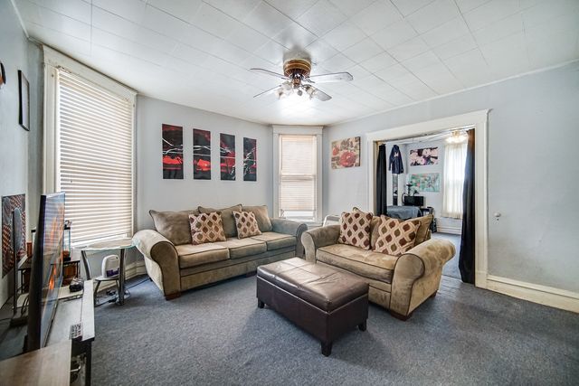 1340 E 76TH Street, Chicago, IL 60619
