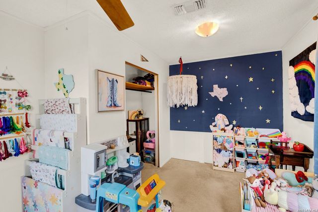 137 Hilltop Loop East, Lakehills, TX 78063