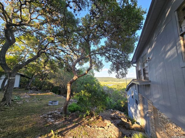 137 Hilltop Loop East, Lakehills, TX 78063
