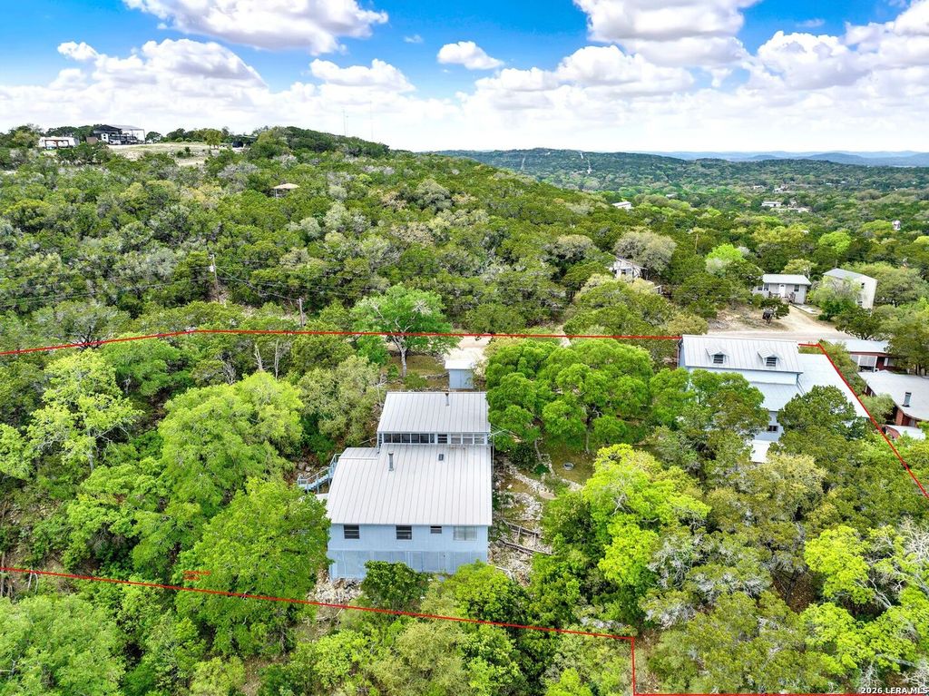 137 Hilltop Loop East, Lakehills, TX 78063