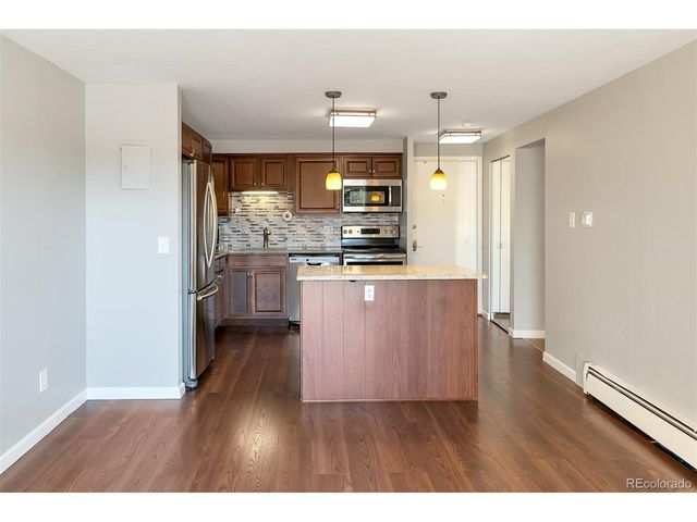 1302 S Parker Rd 336, Denver, CO 80231