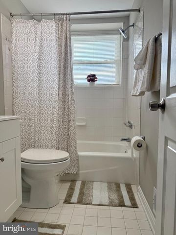 2908 MALLVIEW RD, Baltimore, MD 21230