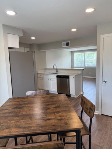 2908 MALLVIEW RD, Baltimore, MD 21230