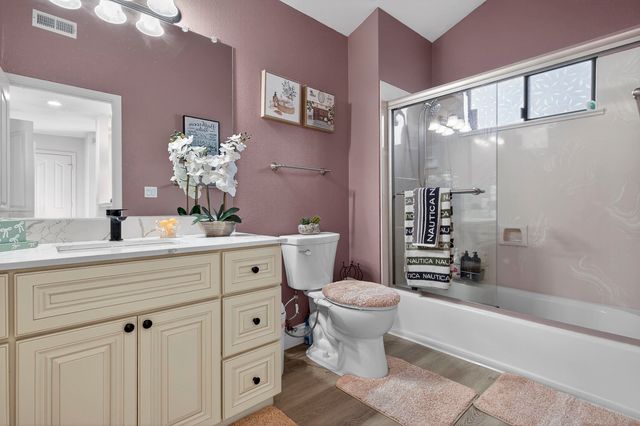 903 Appian Knoll Ct, El Sobrante, CA 94803