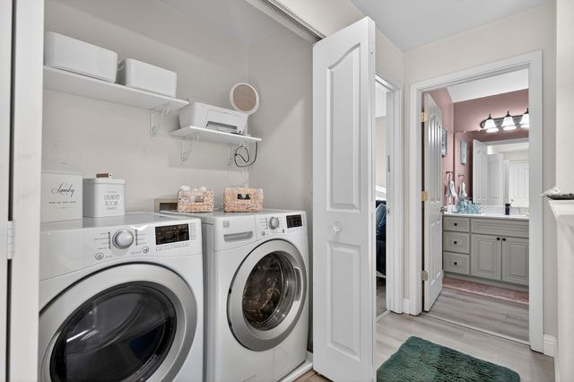 903 Appian Knoll Ct, El Sobrante, CA 94803