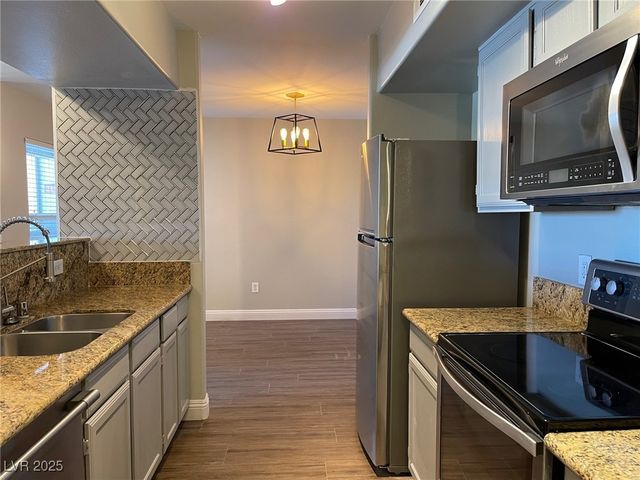 7255 West Sunset Road 2118, Las Vegas, NV 89113