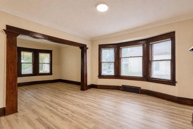 3809 N 15th STREET, Milwaukee, WI 53206