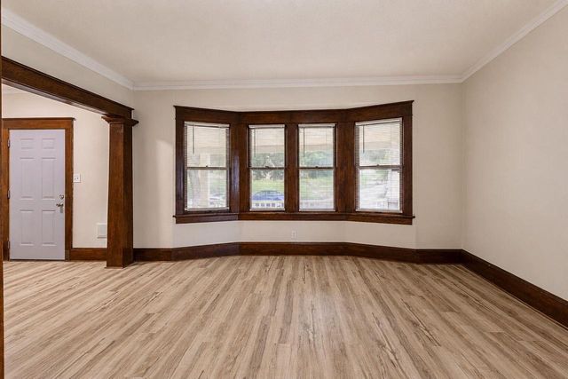 3809 N 15th STREET, Milwaukee, WI 53206