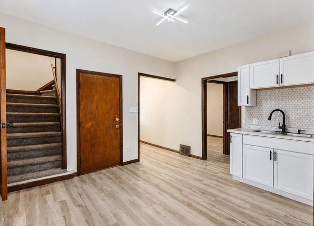 3809 N 15th STREET, Milwaukee, WI 53206